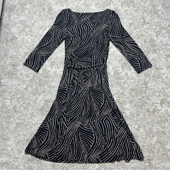 ANTHROPOLOGIE MAEVE BLACK AND WHITE 3/4 SLEEVE DRESS. SIZE XS - Picture 4 of 6